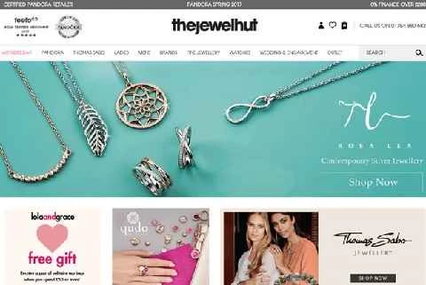 英国ブランドジュエリーのオンラインストア「ジュエルハット」公式サイト。